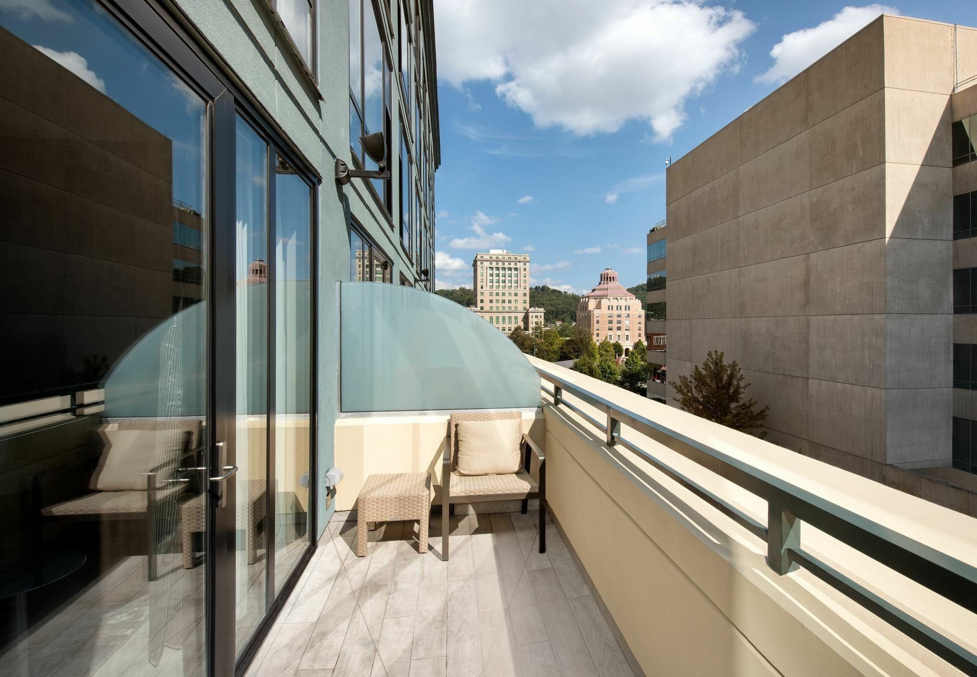 Ac Hotel Asheville Downtown Exterior photo